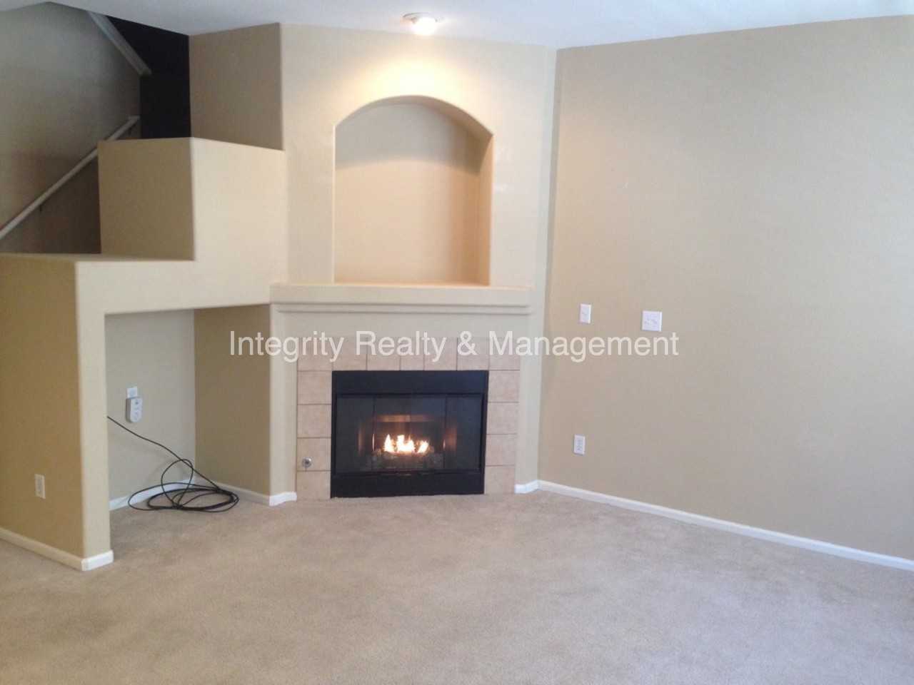 1381 Royal Troon Dr - Photo 3 of 28