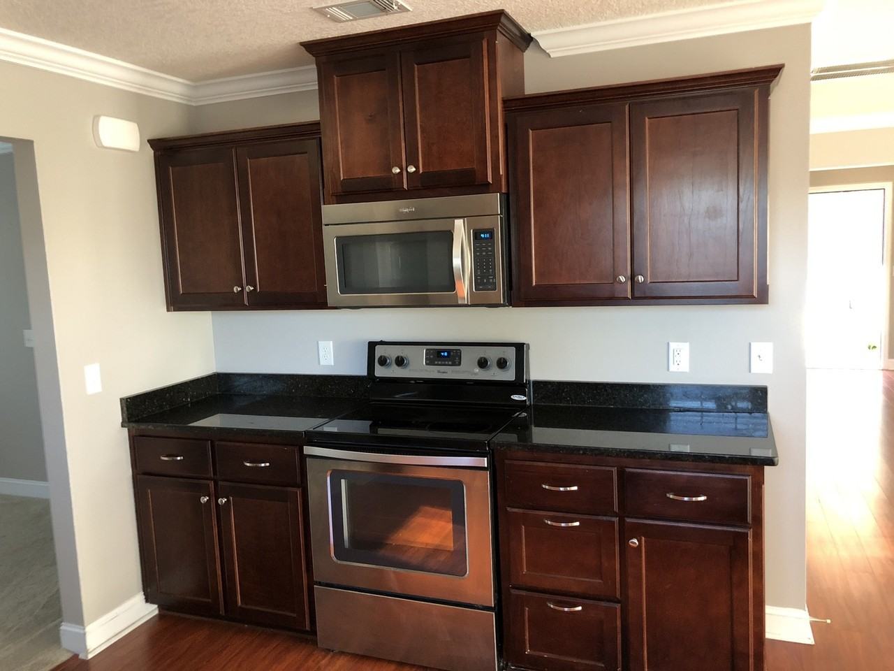 642 Piedmont Avenue - Photo 6 of 24