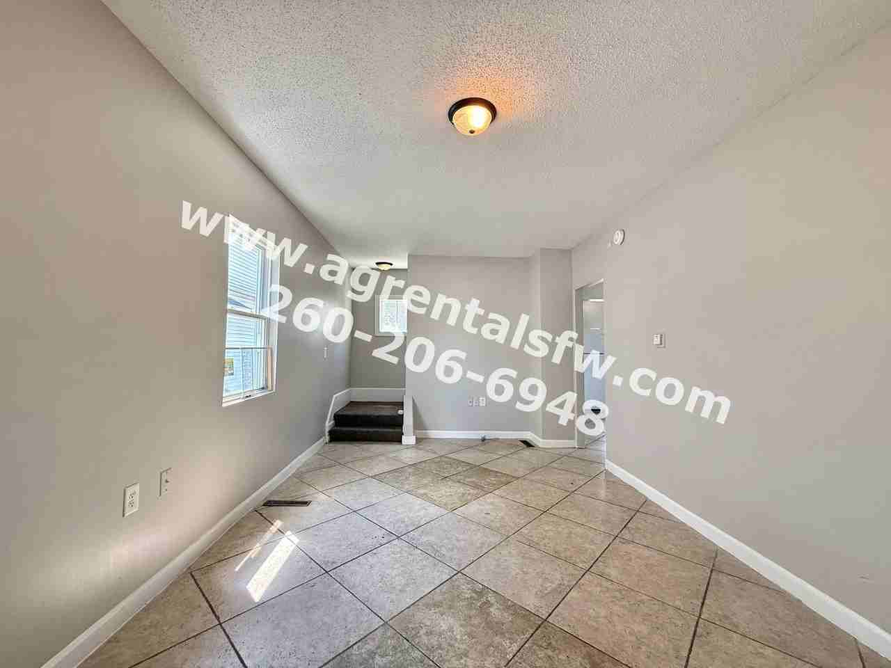 3232 Barr St - Photo 2 of 13
