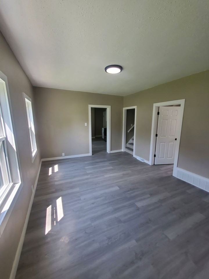 1623 N 14th St - Photo 2 of 17