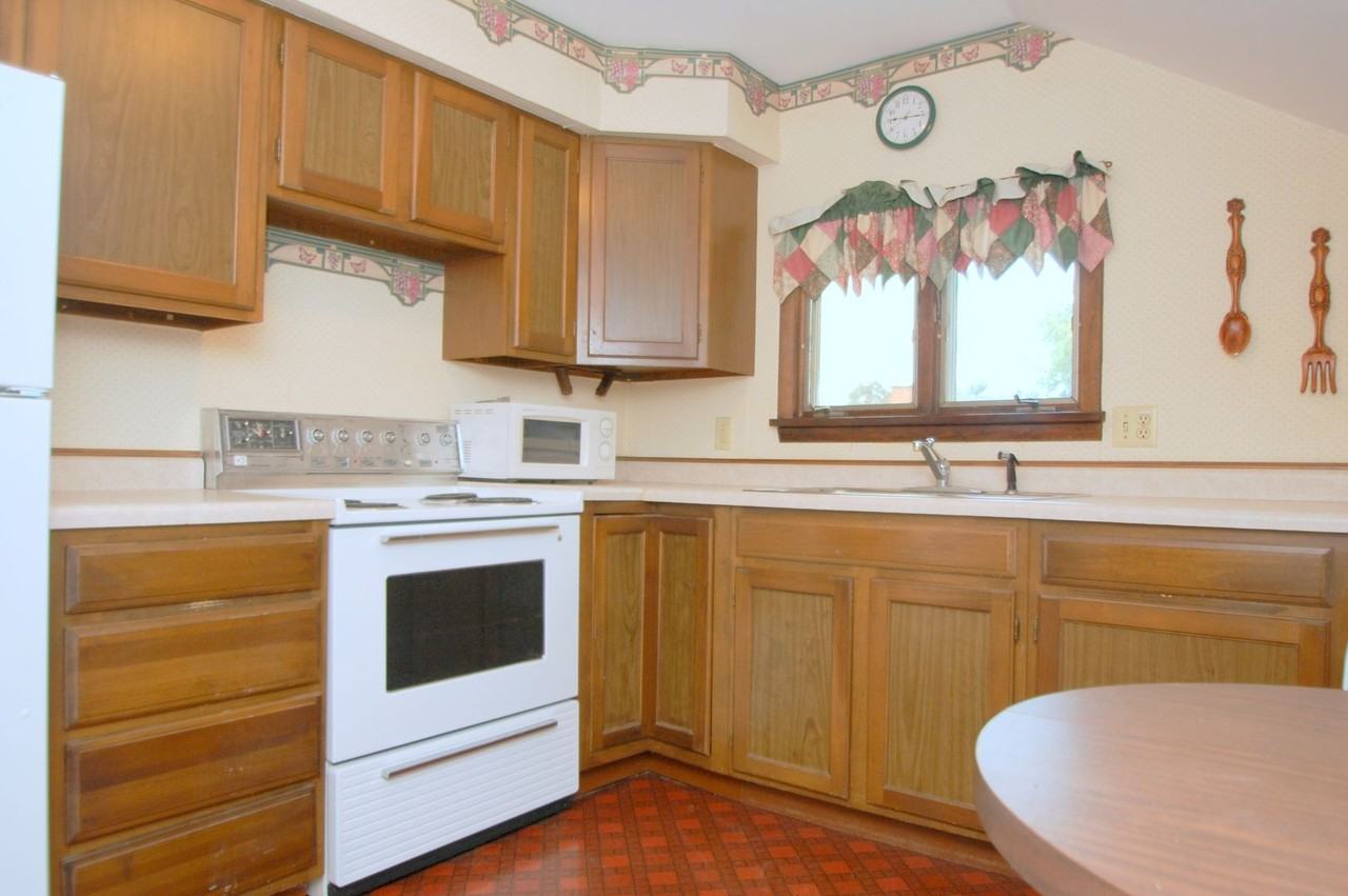 312 E Washington St #C - Photo 5 of 8
