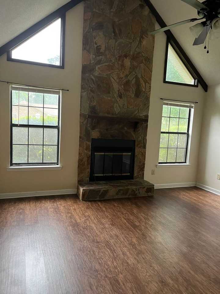 609 Demere St - Photo 3 of 7
