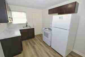 featured image of 1420 Marguerite Ave