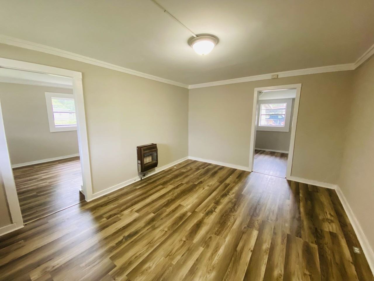 403 Woodward Ave Nw - Photo 3 of 4