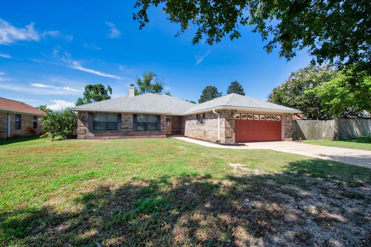 10033 Via Grande - Photo 3 of 49