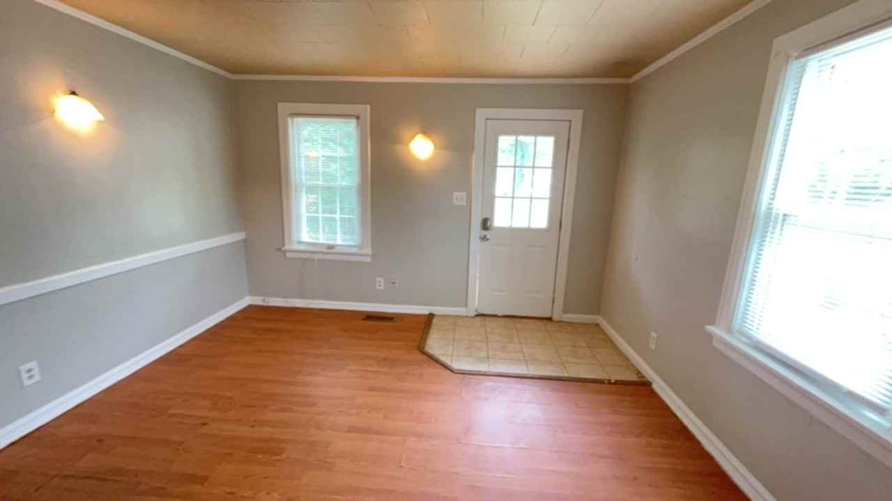 2017 S Waldemere Ave - Photo 2 of 5