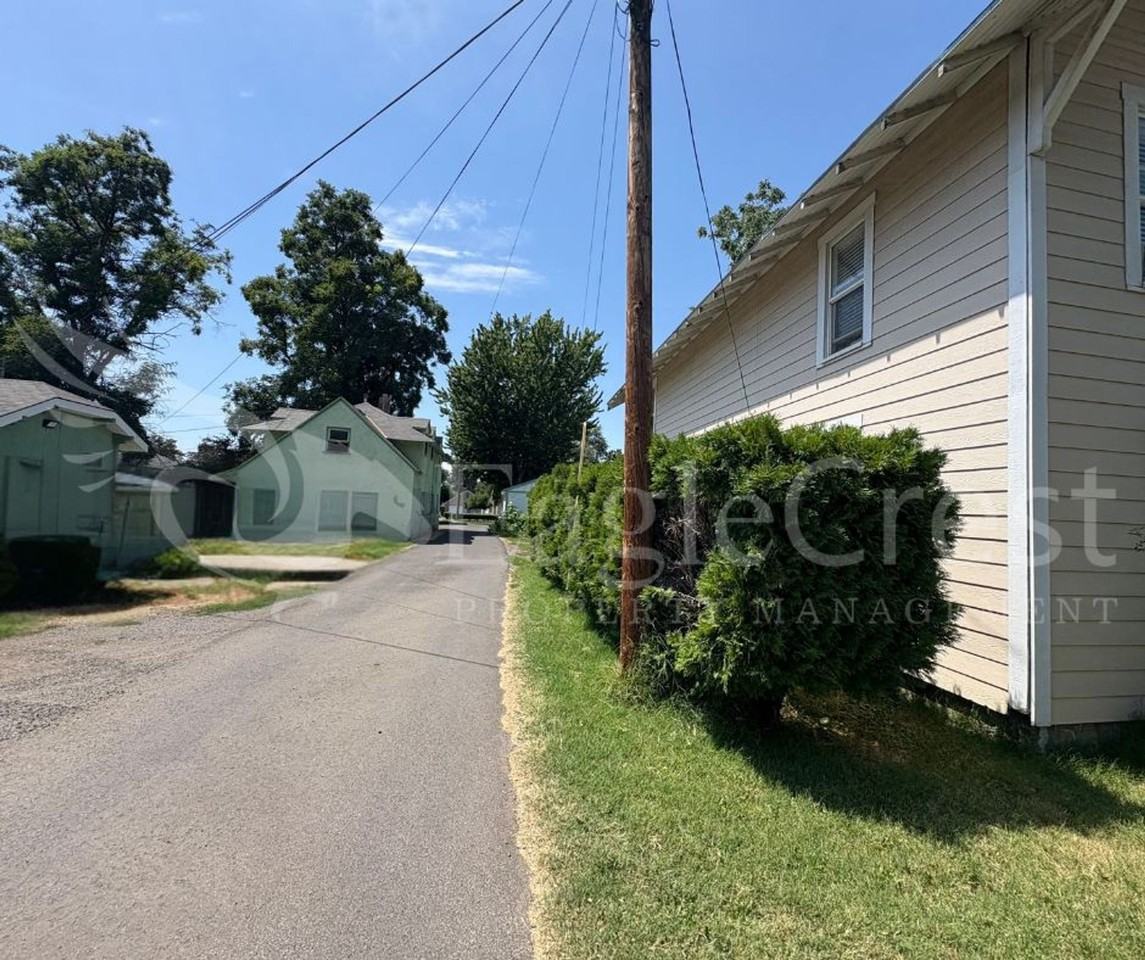 630FRISCO - Photo 4 of 6