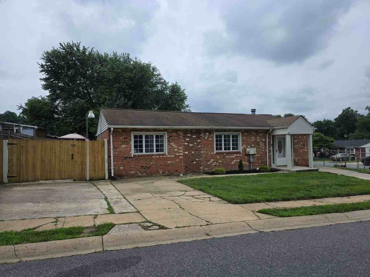 51 Verdi Cir - Photo 3 of 40