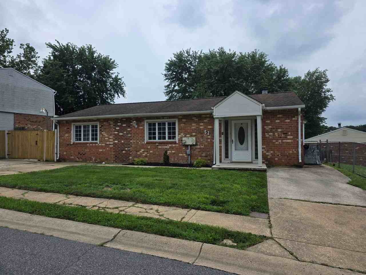 51 Verdi Cir - Photo 7 of 40