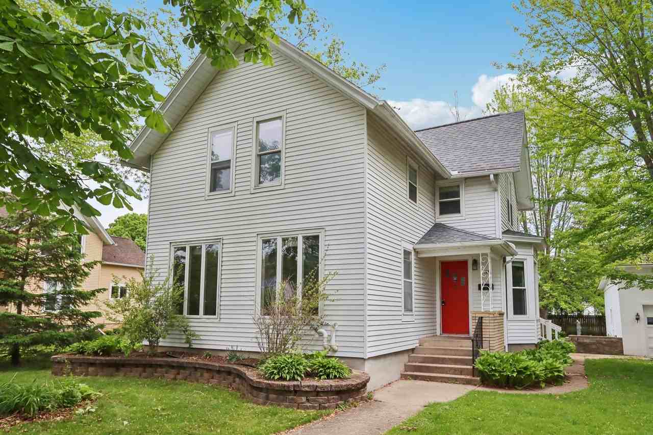 311 Fargo St - Photo 2 of 37