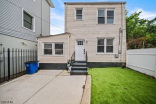 99 Franklin St - Photo 1 of 1