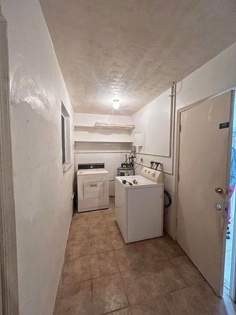 4941 Nw 55th St - Photo 2 of 8