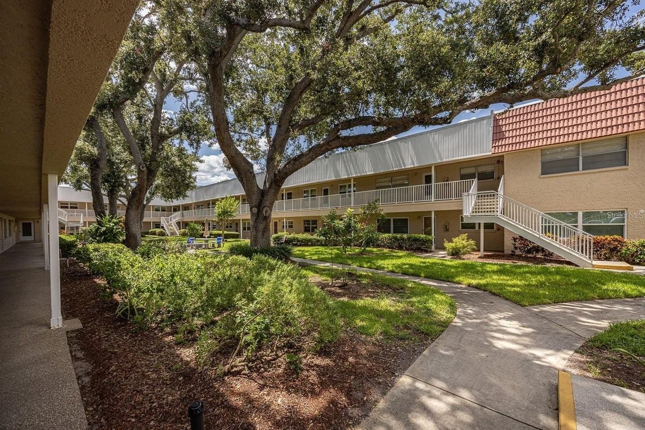 10037 62nd Ter N #23 - Photo 7 of 24