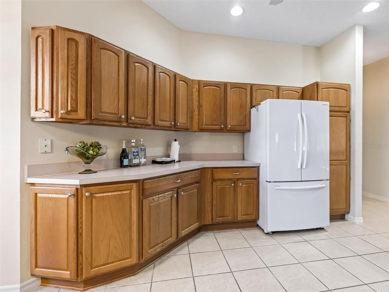 3008 Rugby Way - Photo 7 of 30