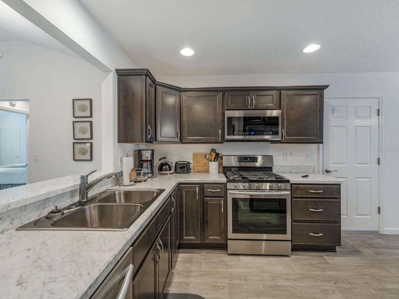 5049 Francis Loop - Photo 6 of 20