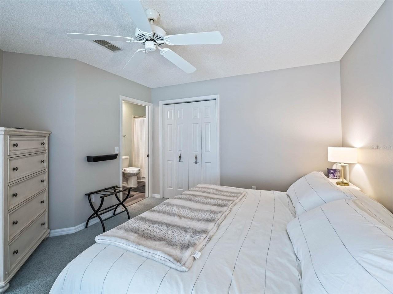 901 San Benito Ln - Photo 3 of 24