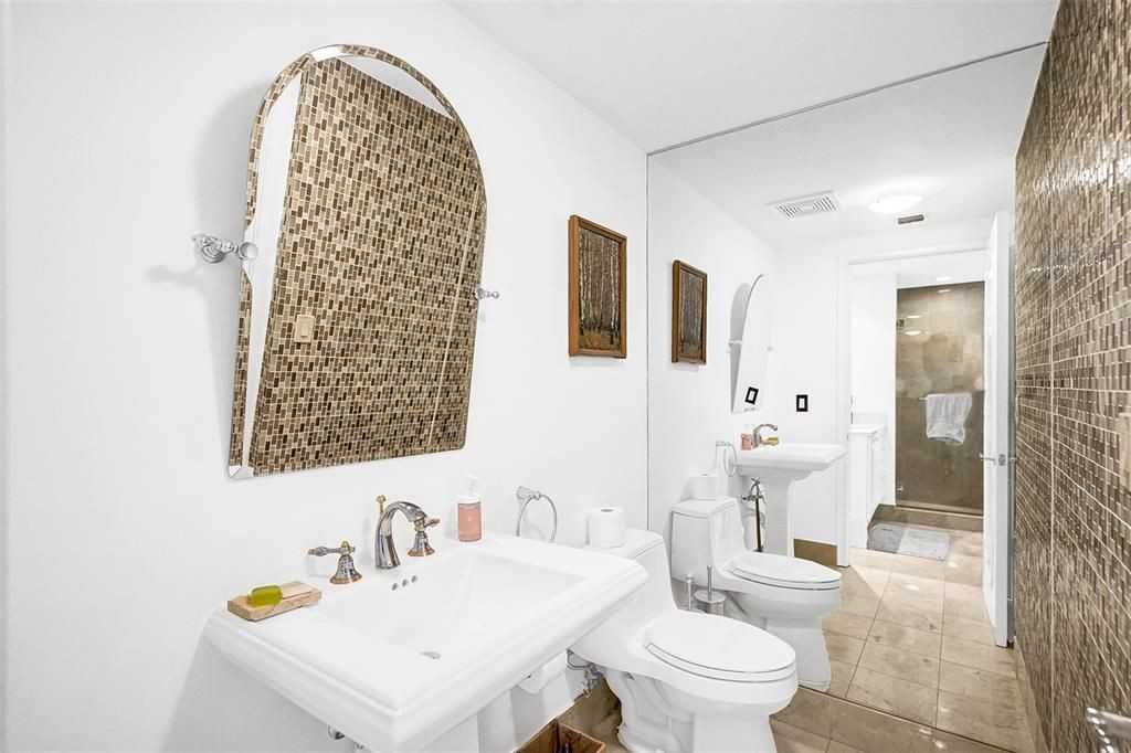 3400 Sw 27th Ave - Photo 3 of 15