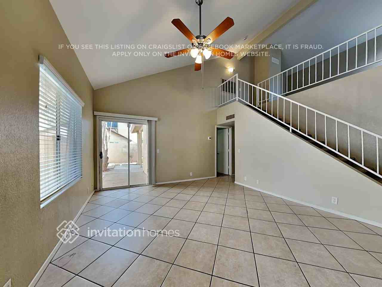 8849 W Fairmount Ave - Photo 4 of 19