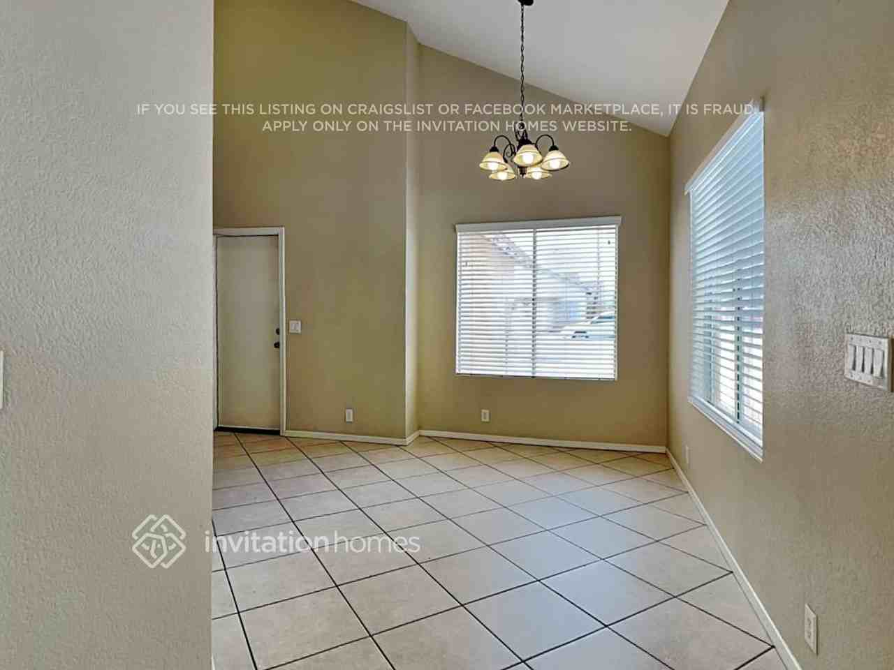 8849 W Fairmount Ave - Photo 5 of 19