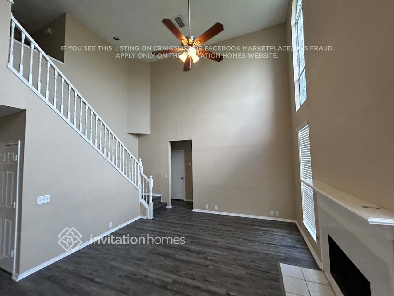 1700 Lansdale Dr - Photo 3 of 16