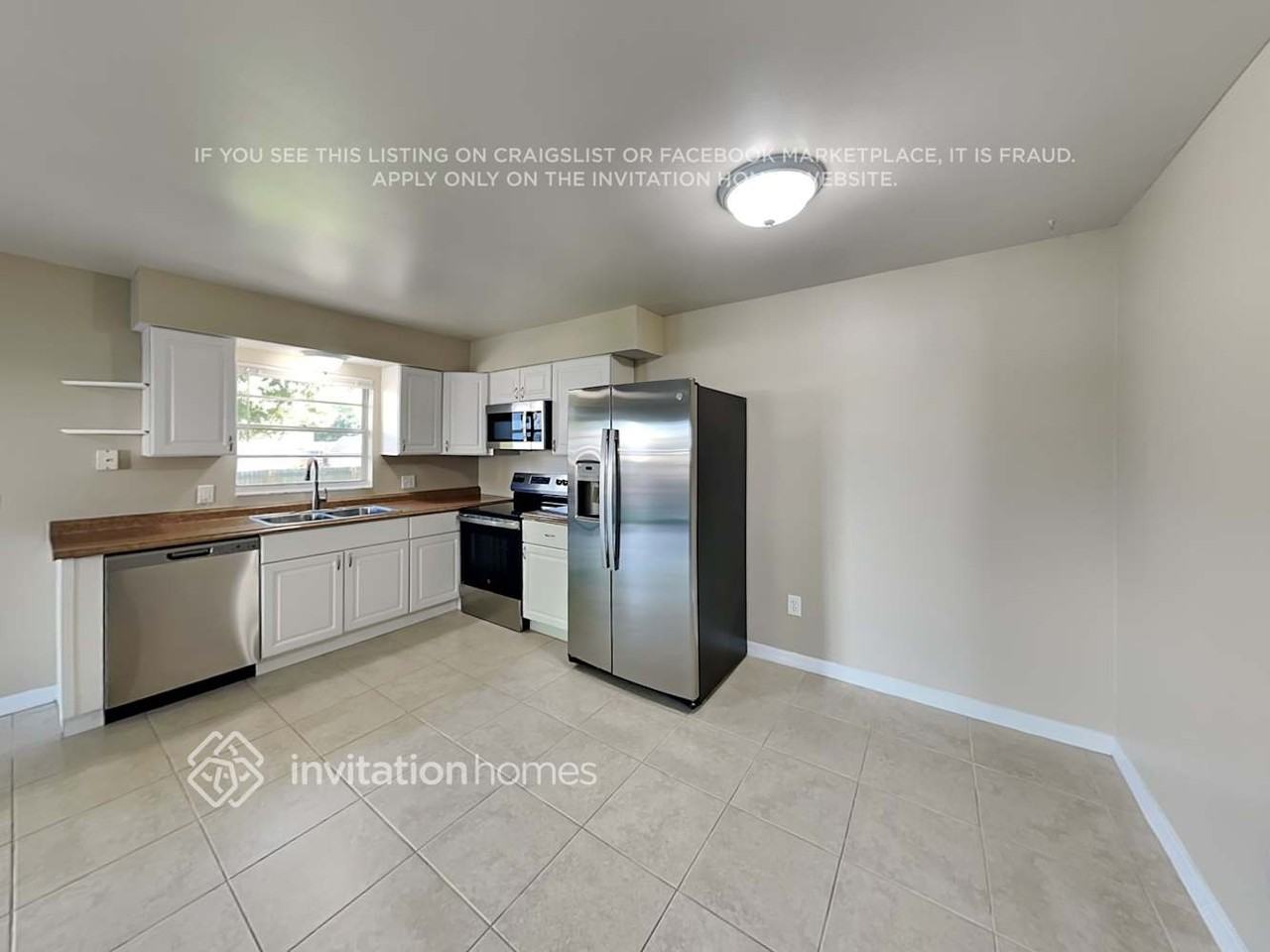 348 48th St W - Photo 5 of 19