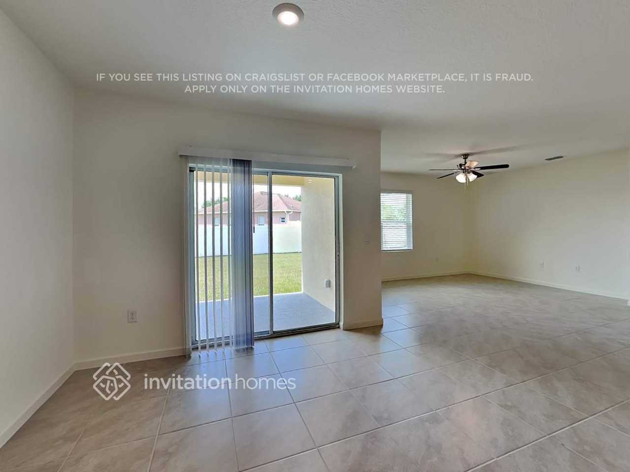 123 Richardson Street Southeast - Photo 3 of 22