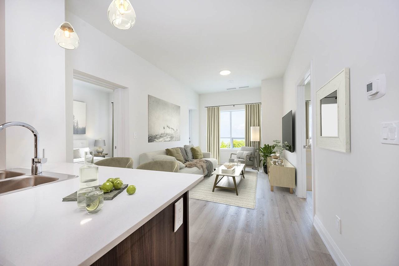 Stone West - Photo 2 of 50