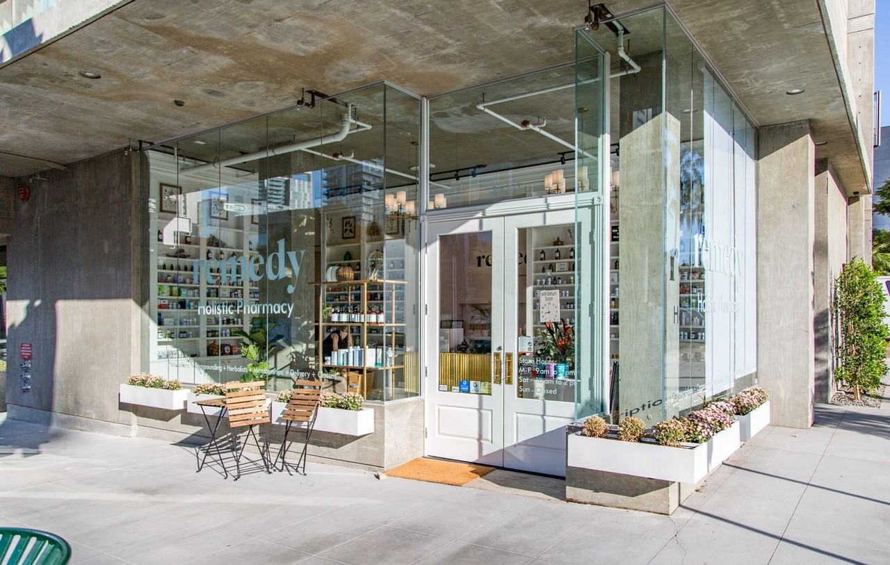 The Continental - Photo 5 of 13