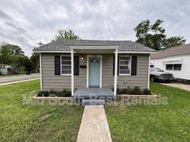 2000 W 18th St - Photo 1 of 1