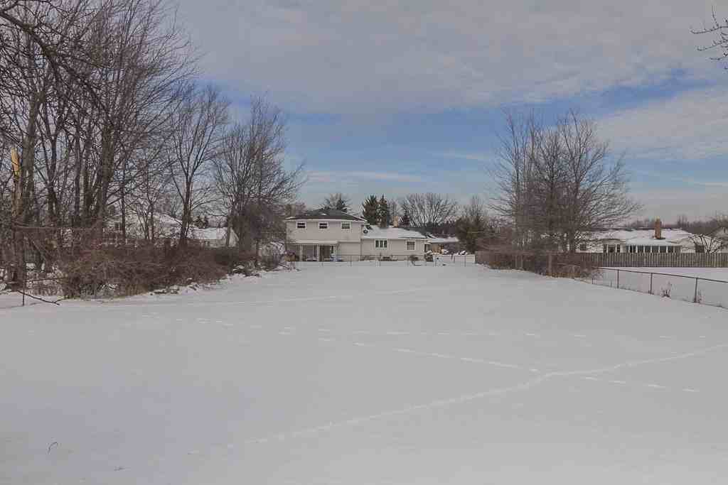 4879 Gleeten Rd - Photo 2 of 25