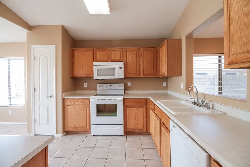 3881 E Wyatt Way - Photo 7 of 19