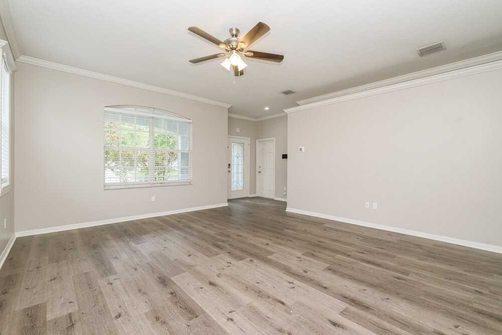 6637 Cambridge Park Dr - Photo 3 of 16