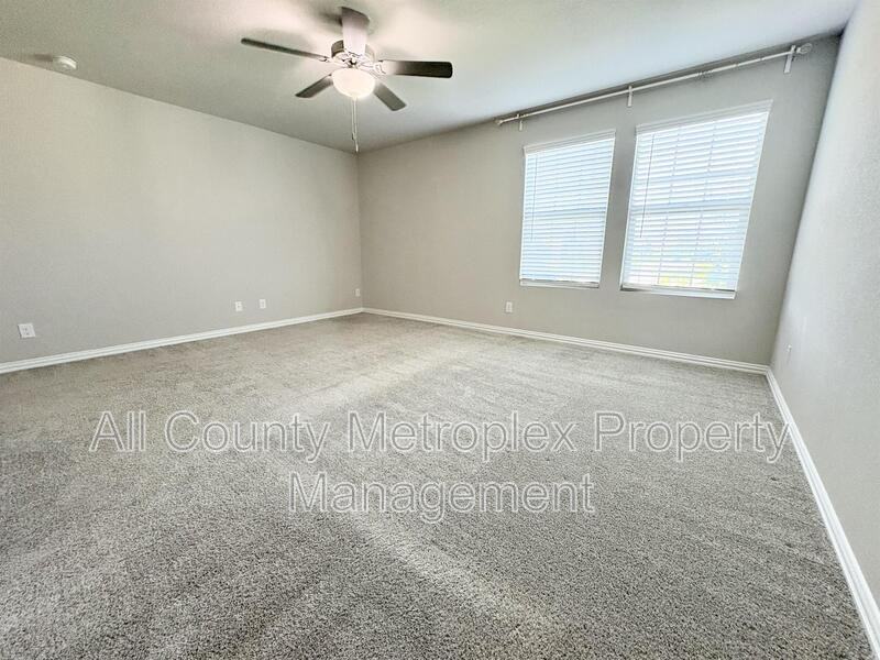 7803 Norway Mews #4RENT - Photo 5 of 15