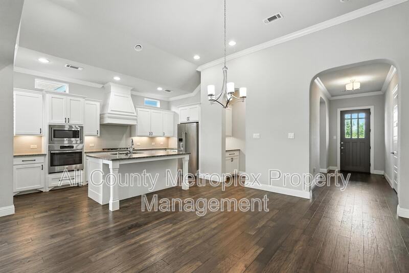 9002 Habersham Dr - Photo 6 of 22