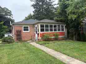 6414 Broadway St - Photo 1 of 1