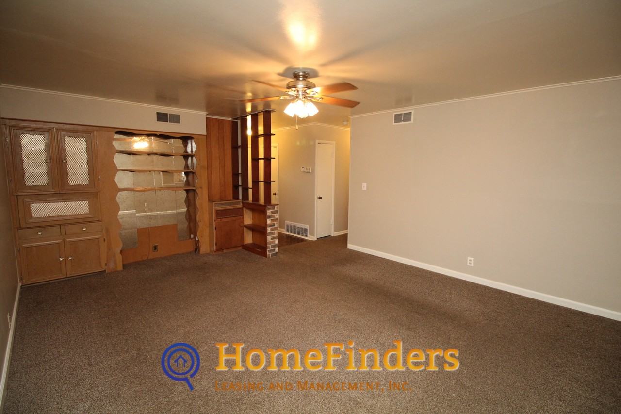 462 S 80th E Ave - Photo 2 of 15