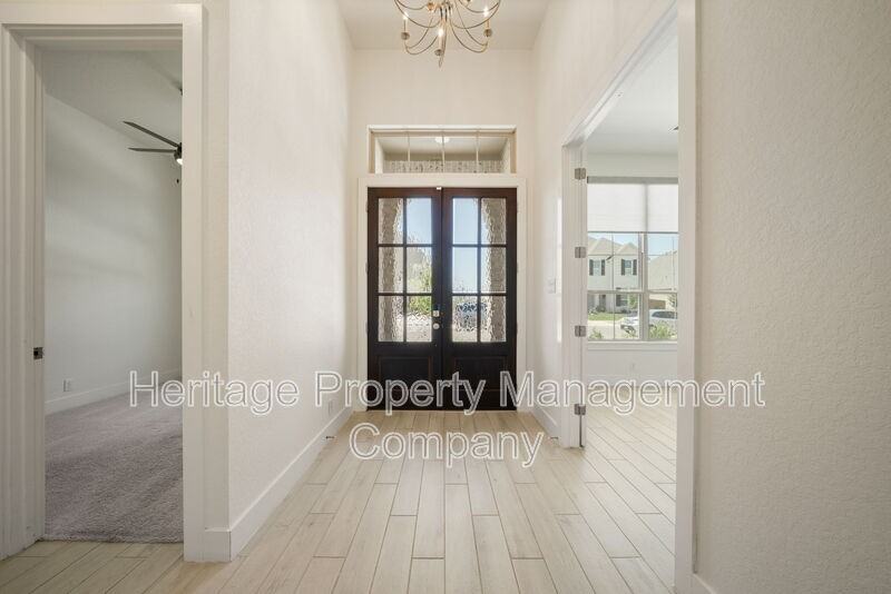 1912 Privet Rd - Photo 5 of 37