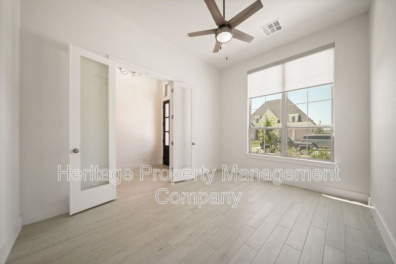 1912 Privet Rd - Photo 7 of 37
