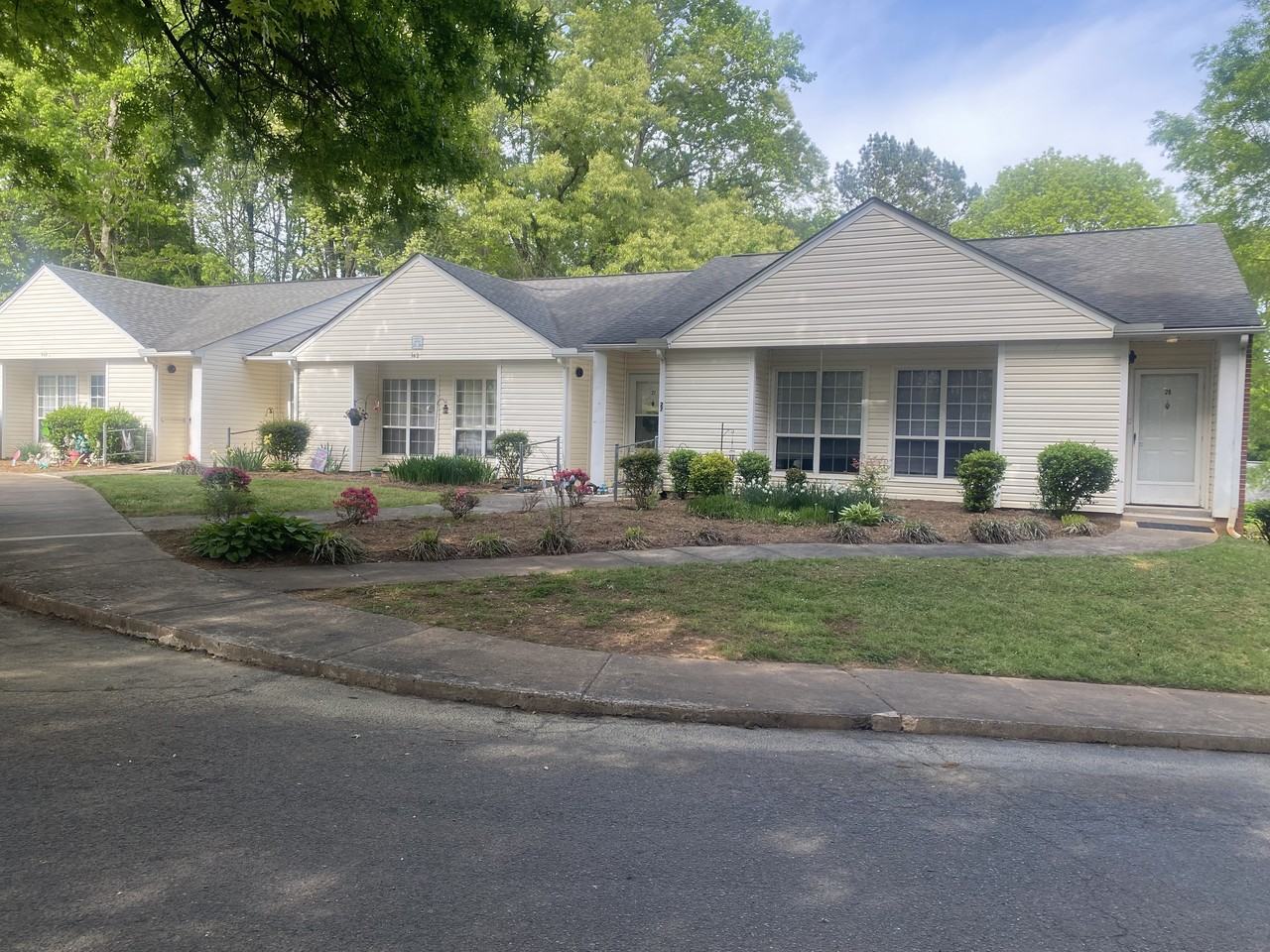 Woodridge - Photo 3 of 4