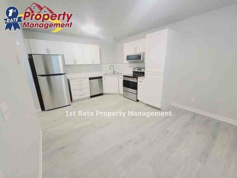 4920 W Blodgett Ln #201 - Photo 4 of 20