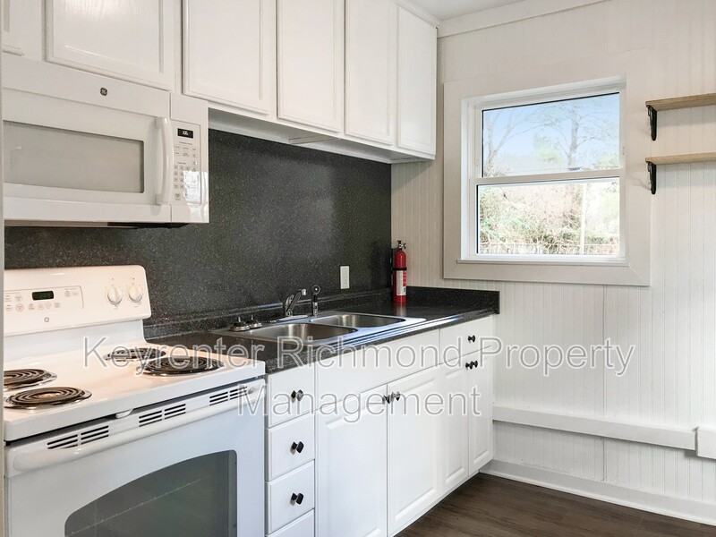 3415 Reynolds Rd - Photo 4 of 17