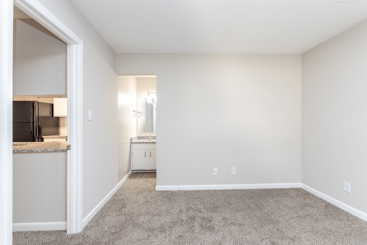 Henley - Photo 7 of 24