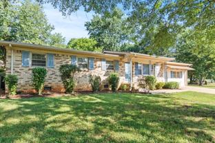 507 Clift Dr - Photo 1 of 1
