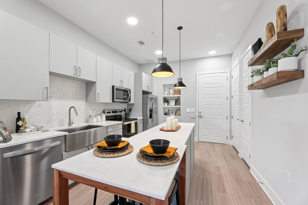 Trailhead - Photo 7 of 46