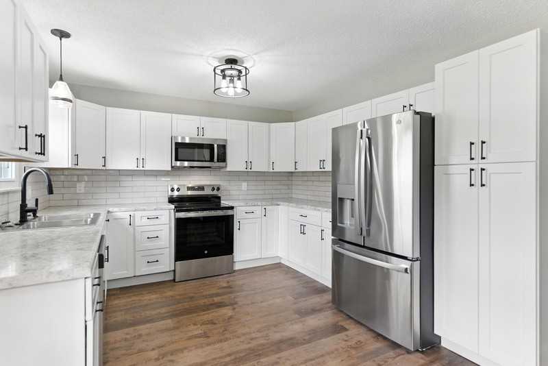 3907 Vienna Dr - Photo 5 of 13