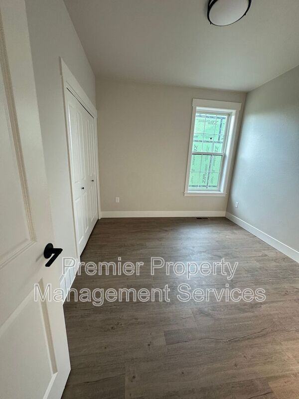 6023 Elysian Rd #202 - Photo 5 of 8