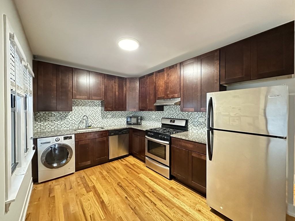 811 Elm St #209 - Photo 2 of 21