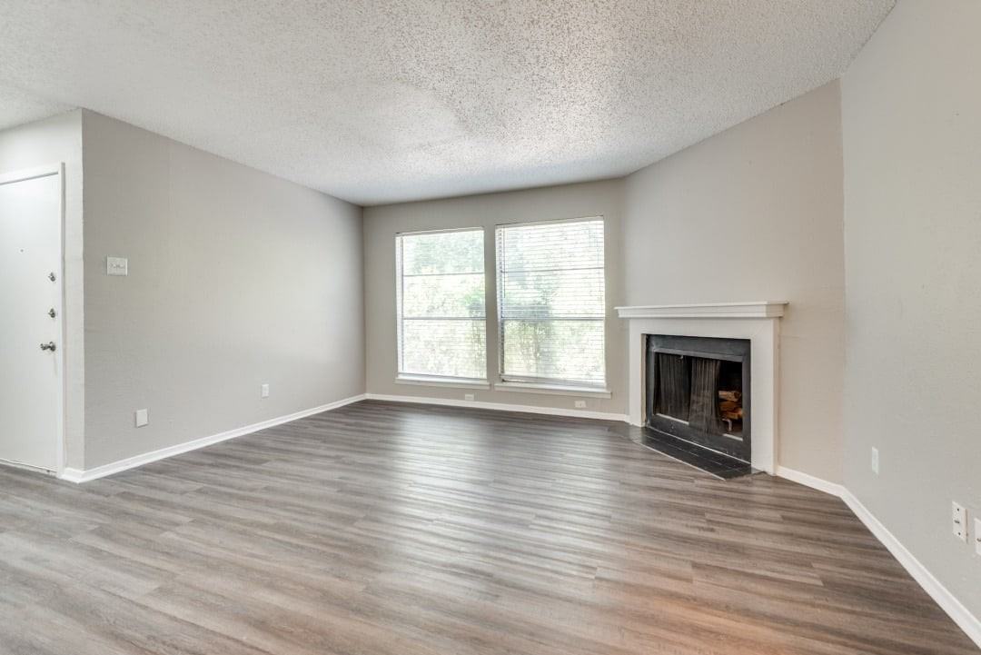 Infinity on the Oaks - Photo 5 of 77