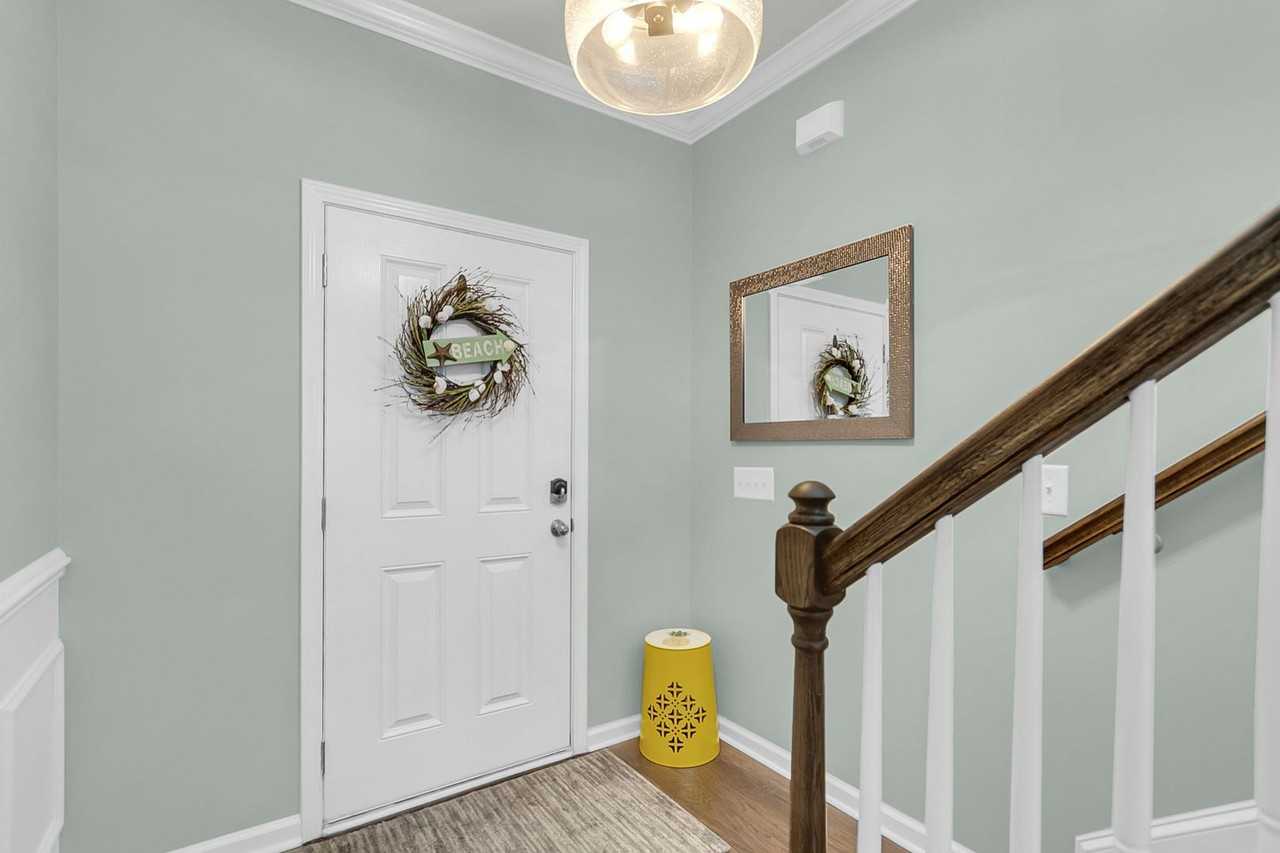 534 Alderly Dr - Photo 7 of 50