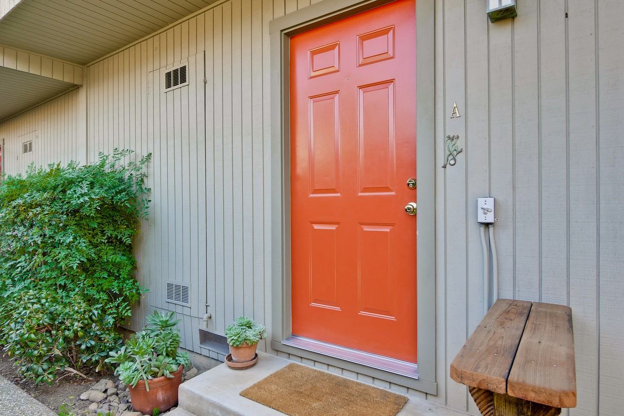 218 Gladys Ave #A - Photo 2 of 19